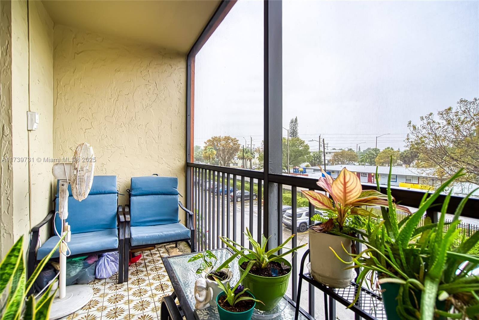 WOODSIDE APTS CONDO - Residential