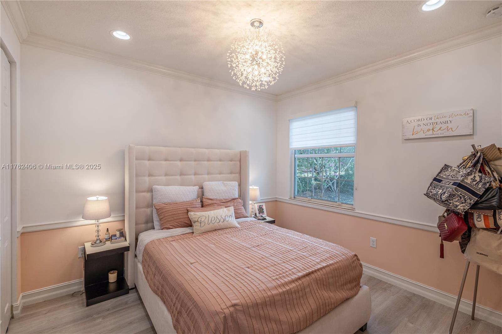 TRAILS AT CANYON 2 - Residential Lease