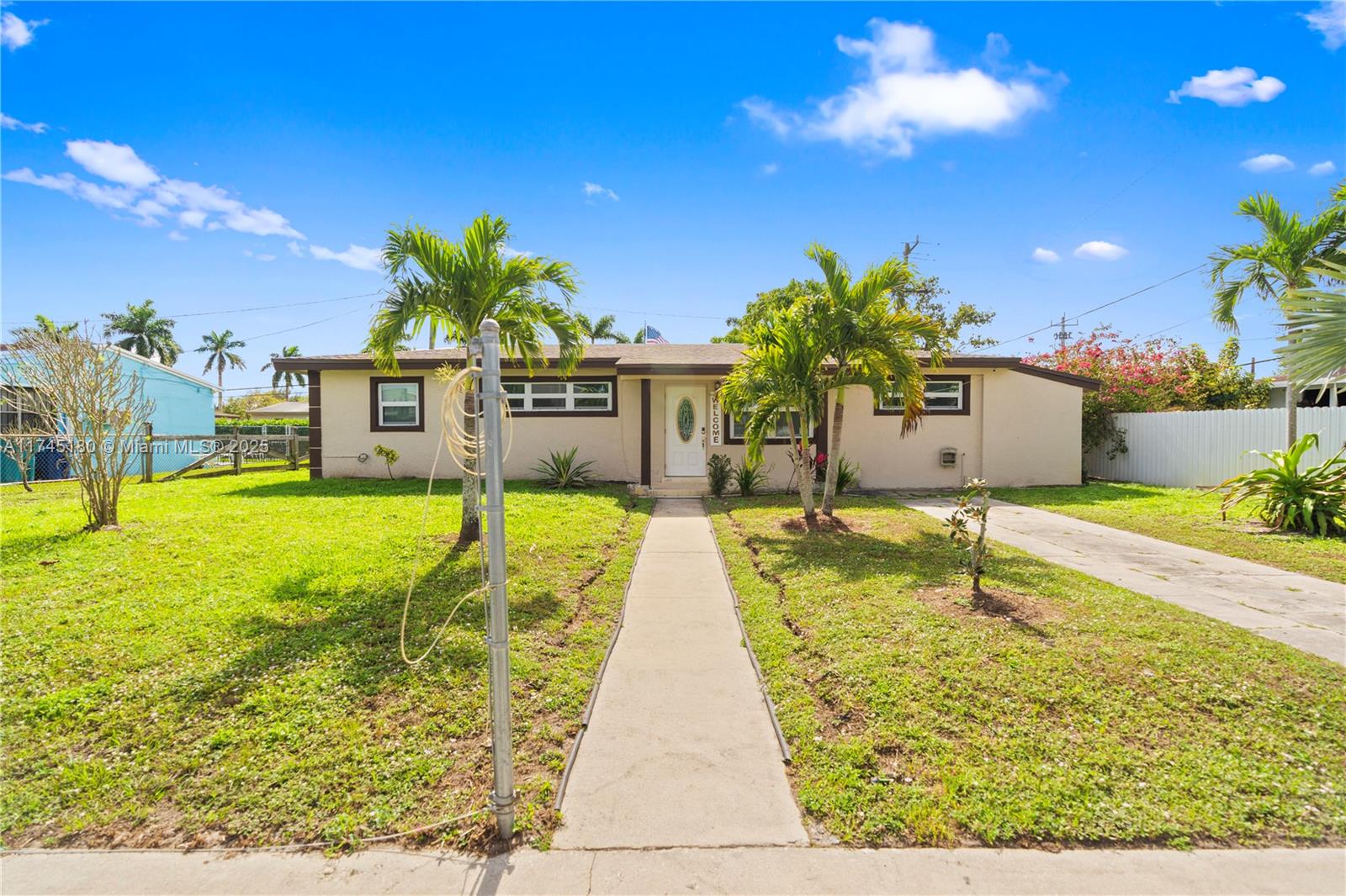 3120 Nw 176th St, Miami Gardens, Broward County, Florida - 3 Bedrooms  
2 Bathrooms - 