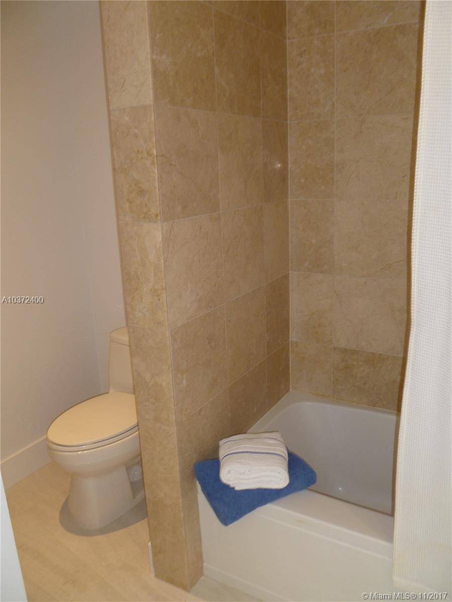 CARBONELL CONDOMINIUM - Residential Lease