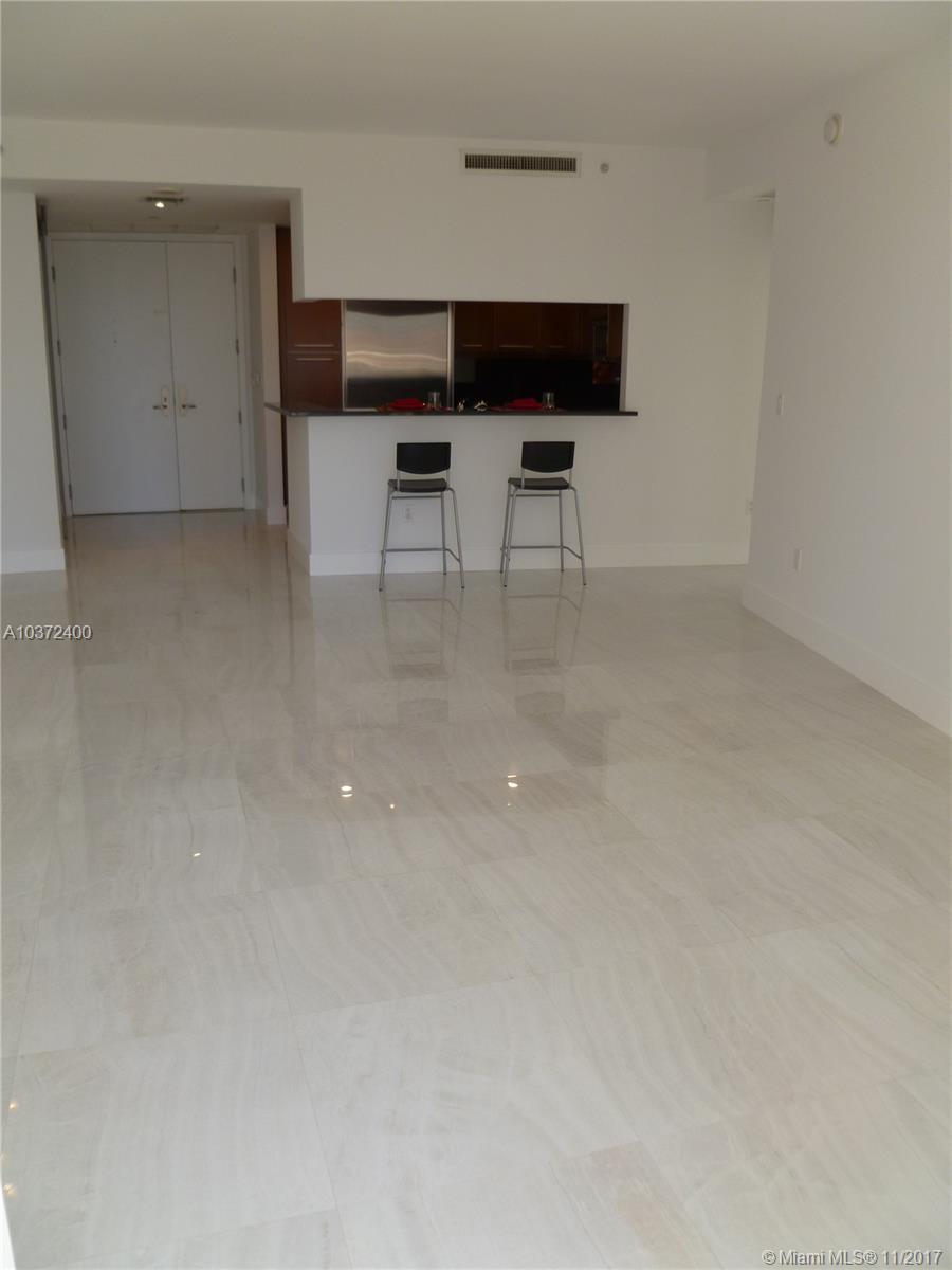 CARBONELL CONDOMINIUM - Residential Lease