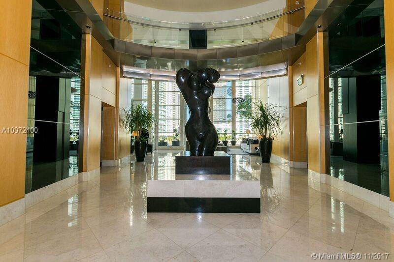 CARBONELL CONDOMINIUM - Residential Lease