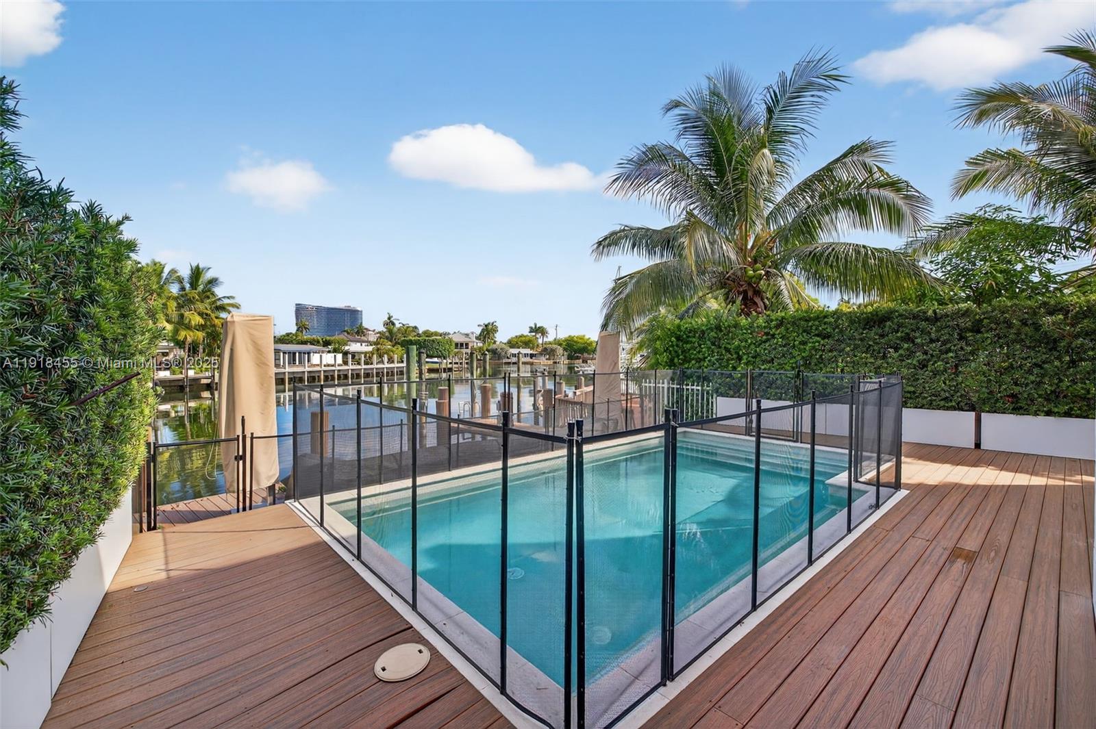 RIO VISTA - Residential