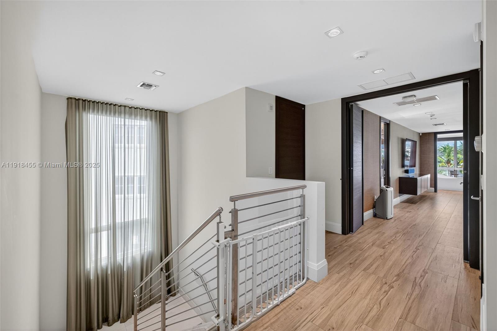 RIO VISTA - Residential