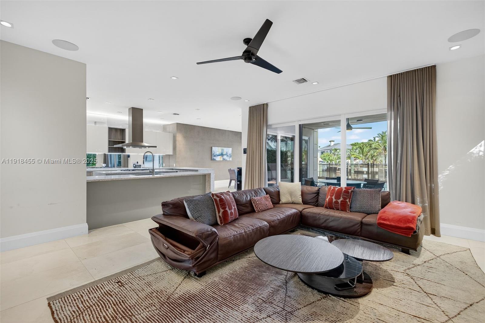 RIO VISTA - Residential