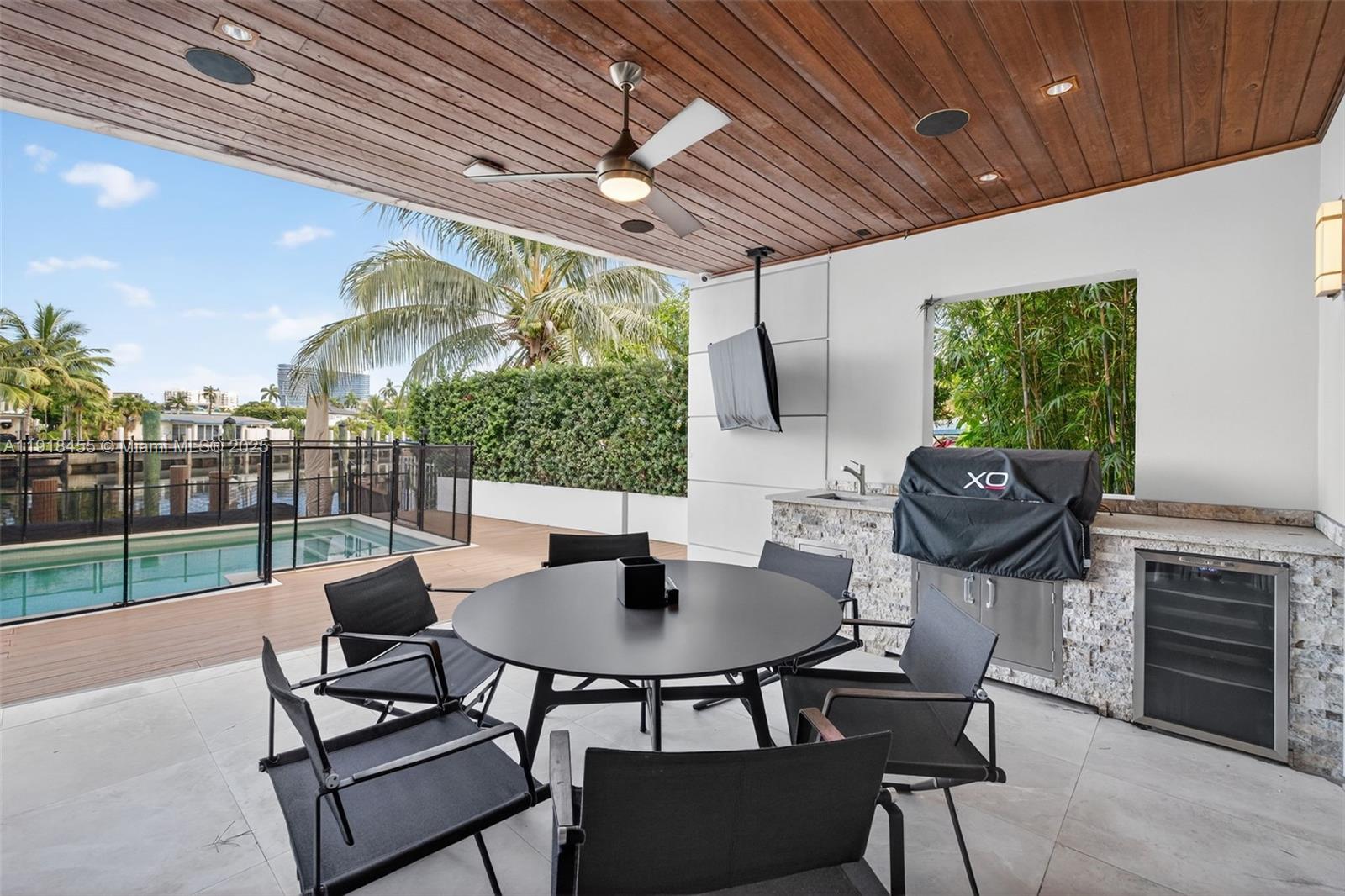 RIO VISTA - Residential