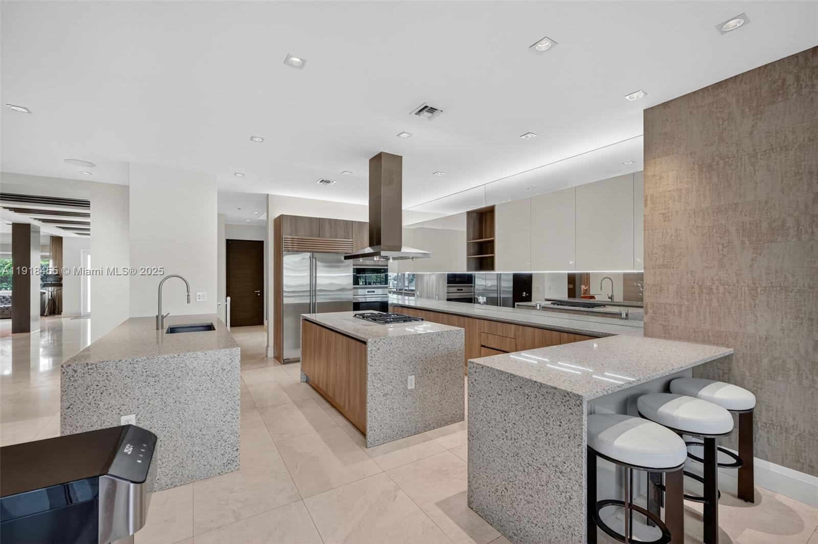 RIO VISTA - Residential