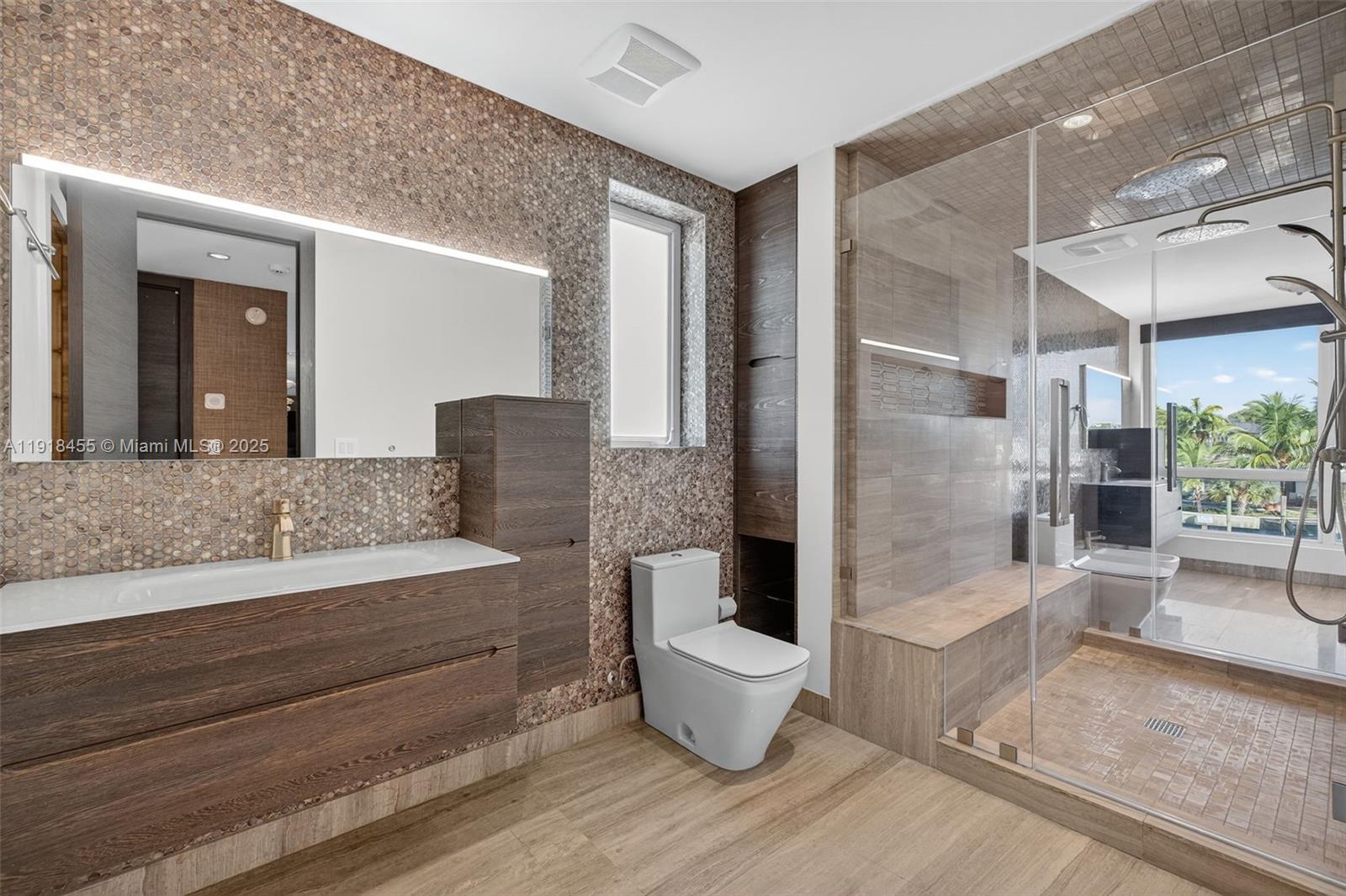 RIO VISTA - Residential