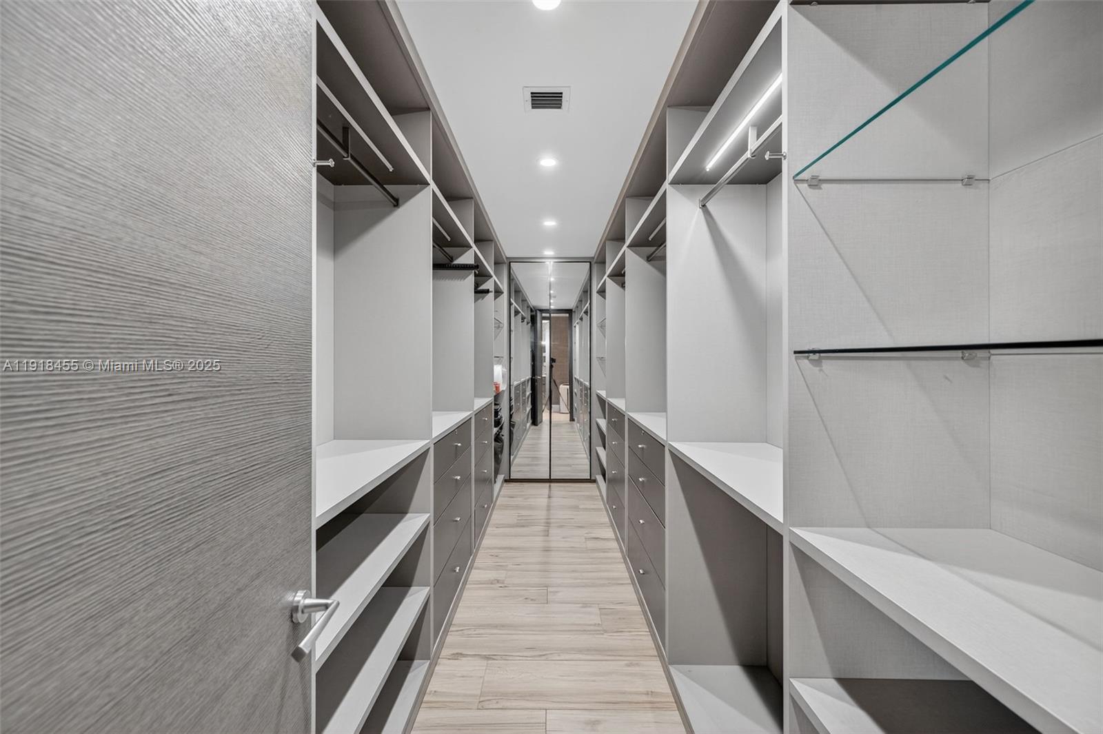 RIO VISTA - Residential