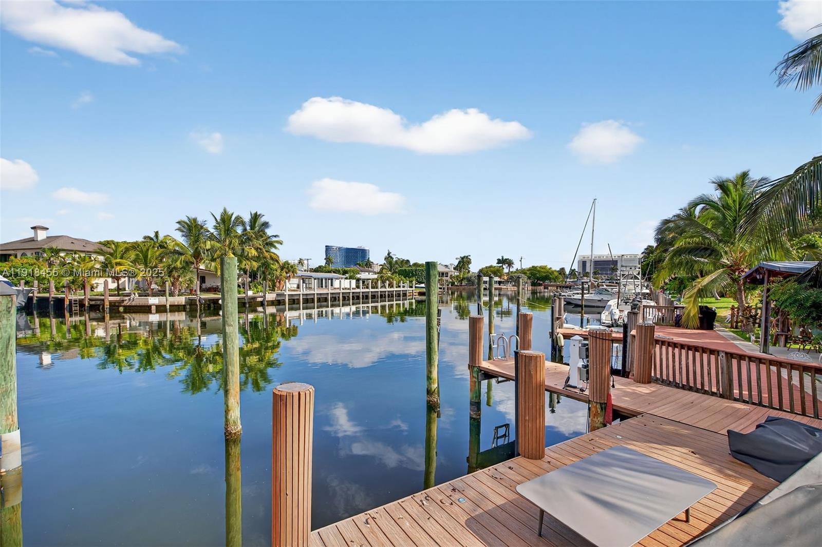 RIO VISTA - Residential