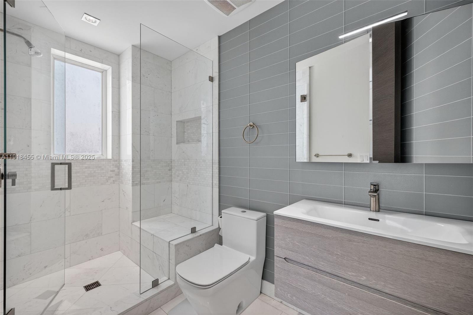 RIO VISTA - Residential