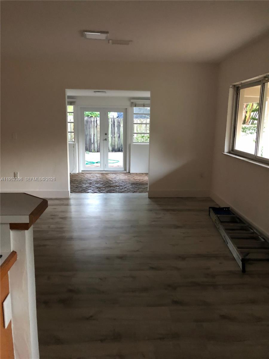 TROPICAL ISLE HOMES SUB 4 - Residential