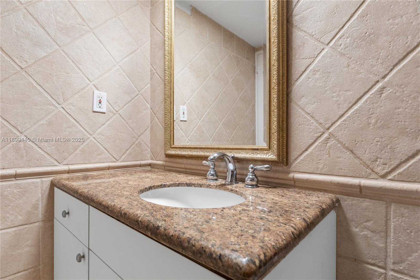 SEACOAST 5700 CONDO - Residential