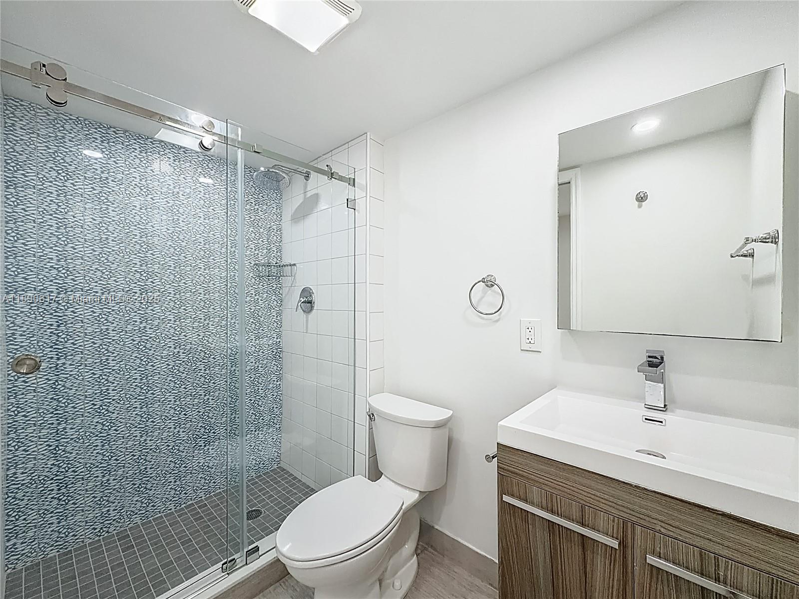 WINSTON TOWERS 100 CONDO - Residential