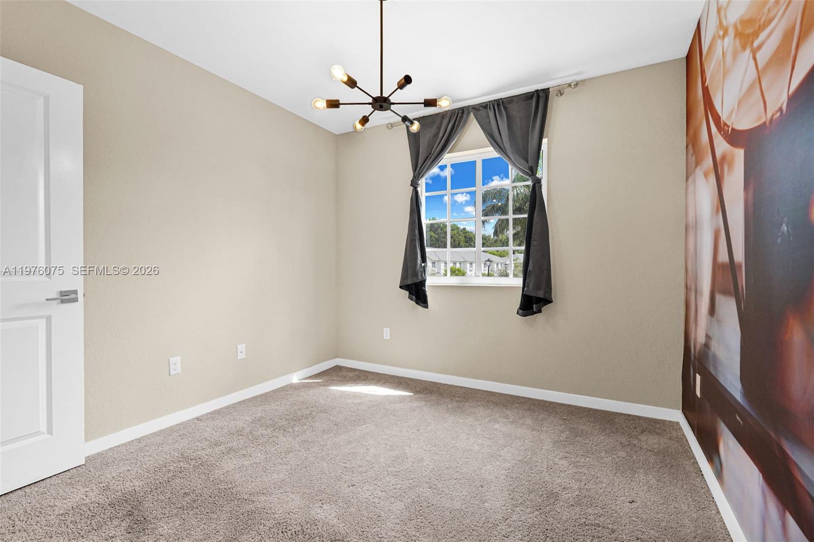 WALDEN PLACE - Residential