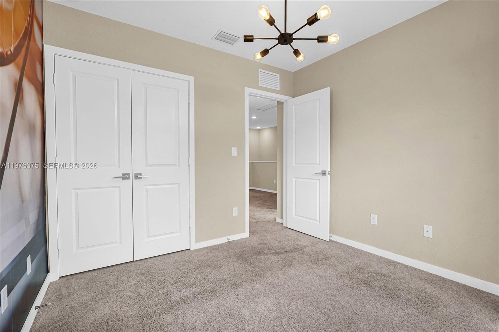 WALDEN PLACE - Residential