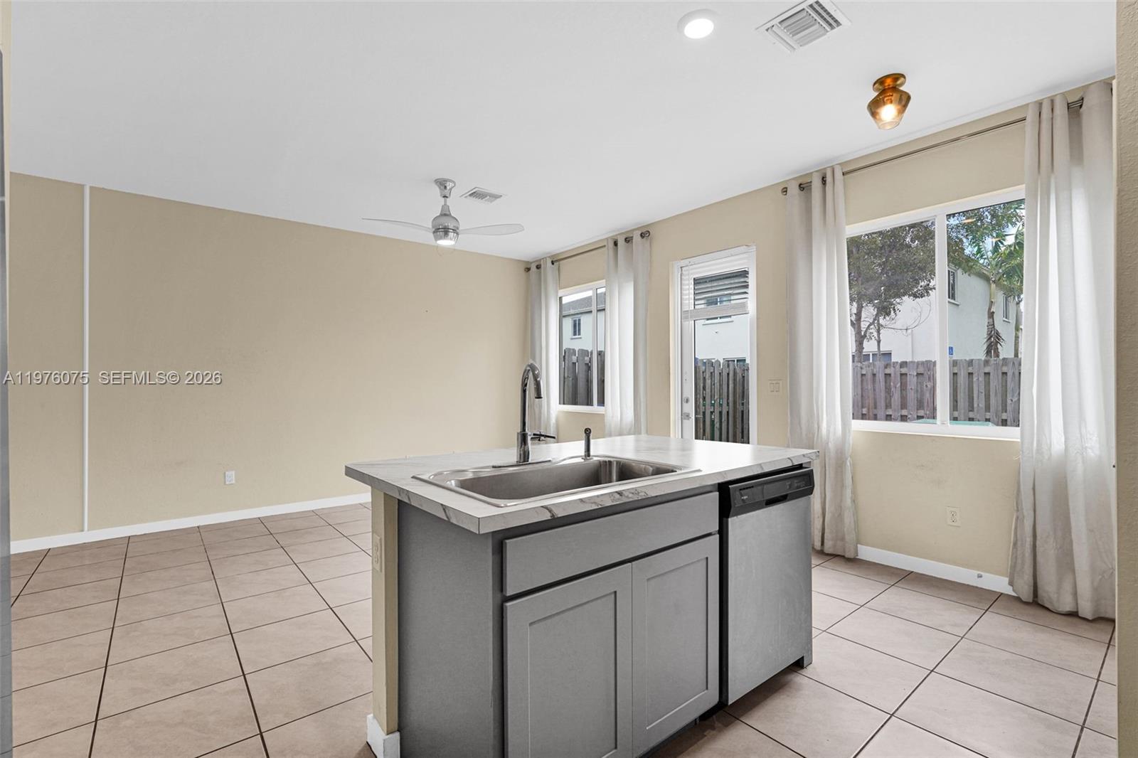 WALDEN PLACE - Residential