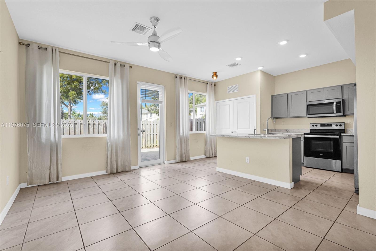 WALDEN PLACE - Residential