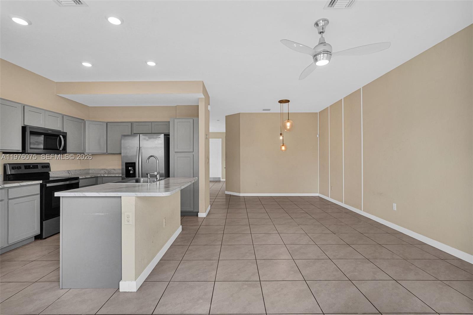 WALDEN PLACE - Residential