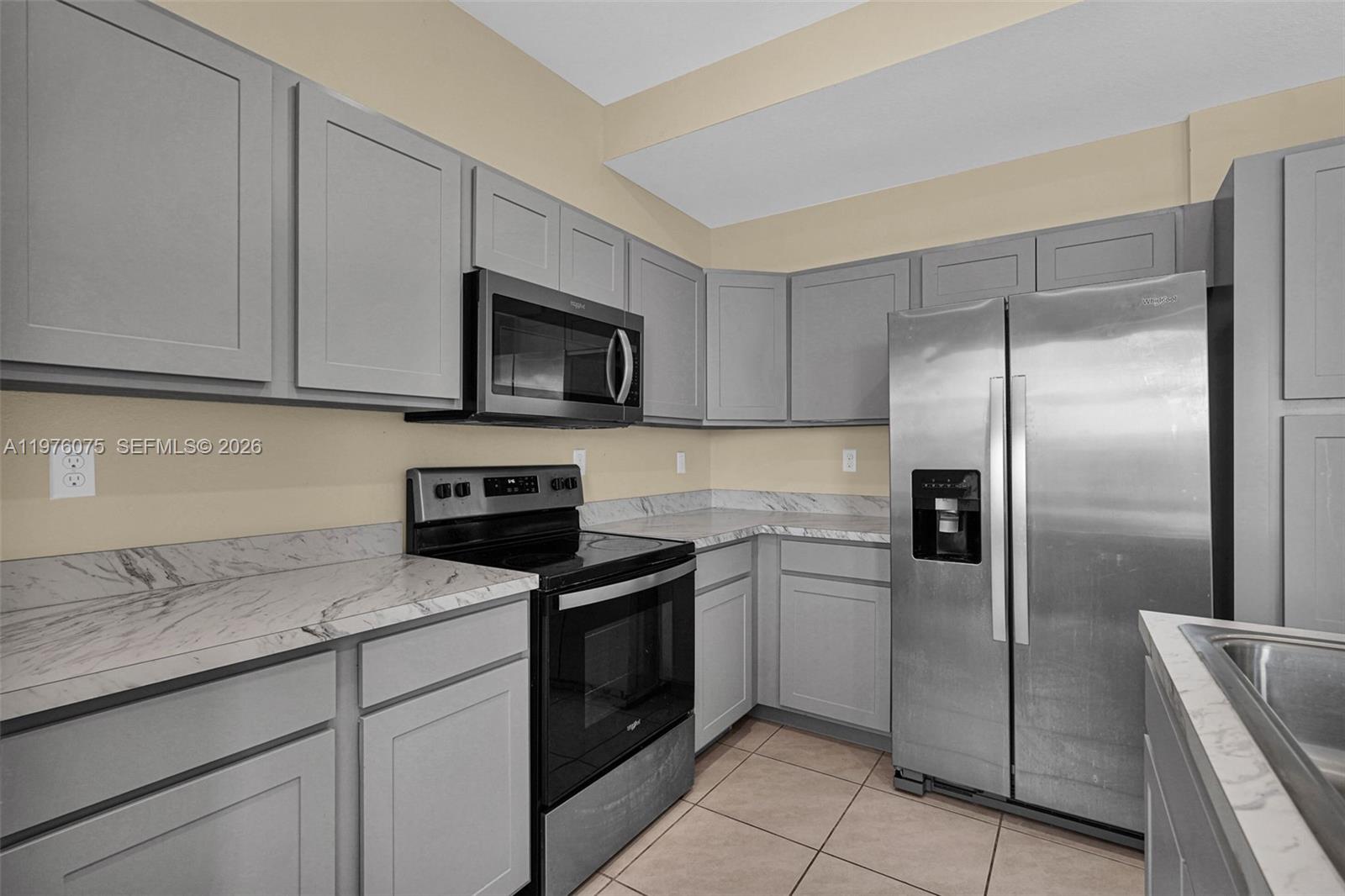 WALDEN PLACE - Residential