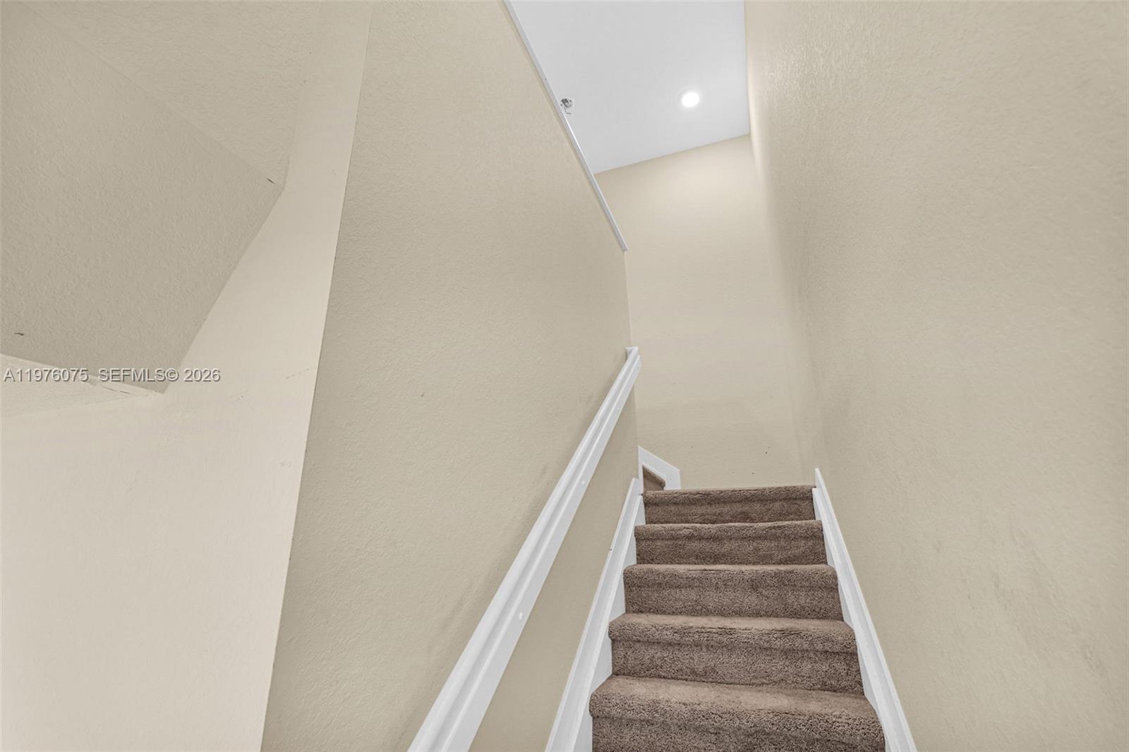 WALDEN PLACE - Residential