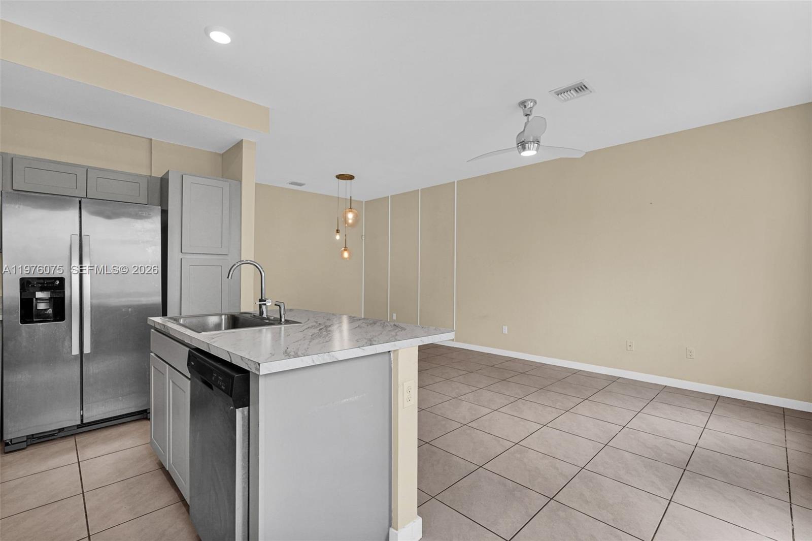 WALDEN PLACE - Residential