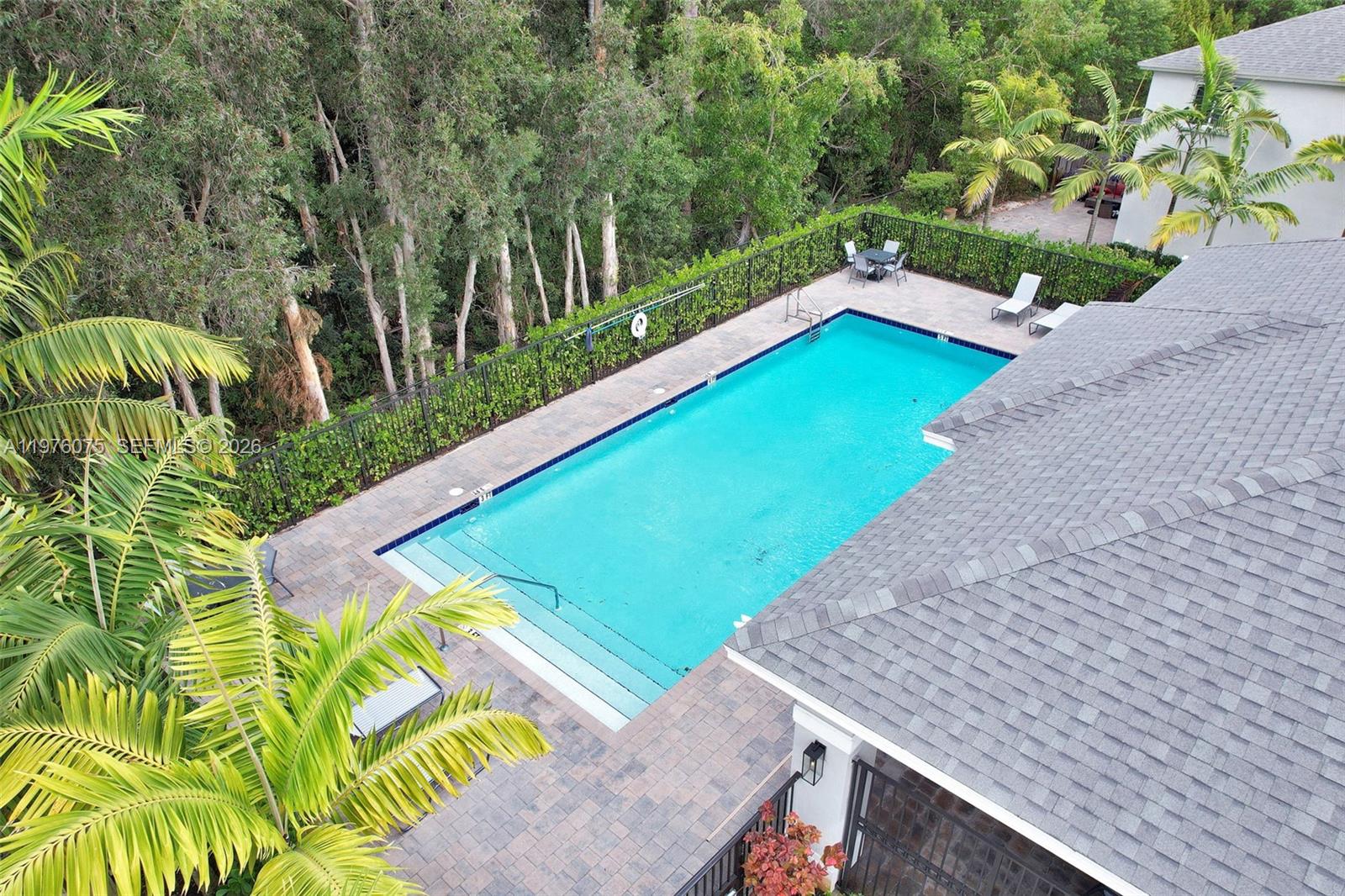 WALDEN PLACE - Residential