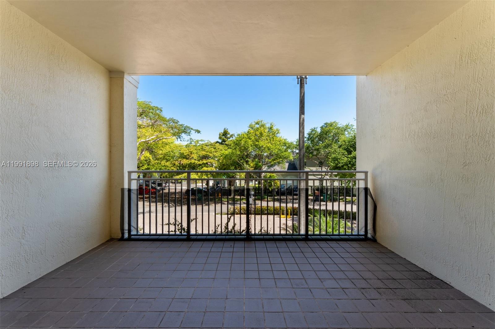 THE RESERVE OF PINECREST - Residential