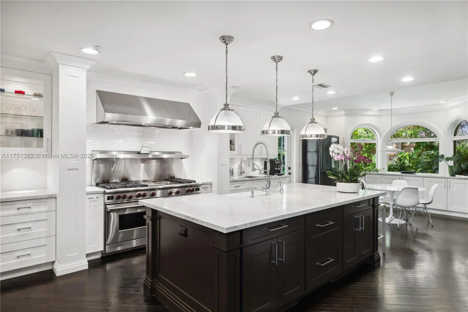 Miami, Florida 33133, United States, 6 Bedrooms Bedrooms, ,5 BathroomsBathrooms,Residential,Pending,79480