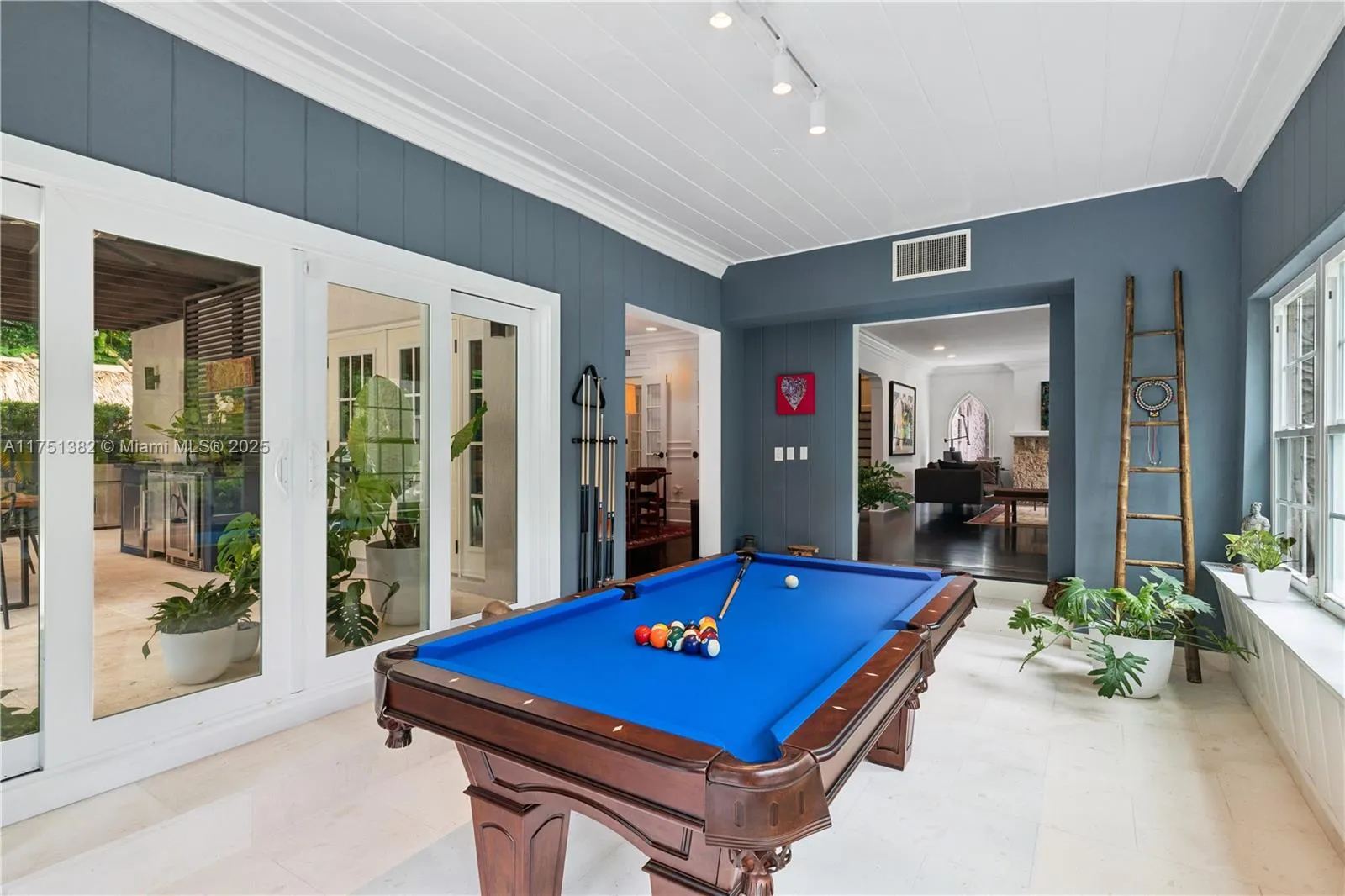 Miami, Florida 33133, United States, 6 Bedrooms Bedrooms, ,5 BathroomsBathrooms,Residential,Pending,79480