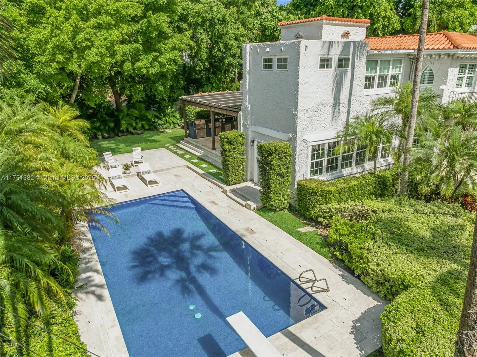 Miami, Florida 33133, United States, 6 Bedrooms Bedrooms, ,5 BathroomsBathrooms,Residential,Pending,79480