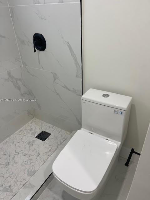 TOWN OF HIALEAH FLA - Residential Lease