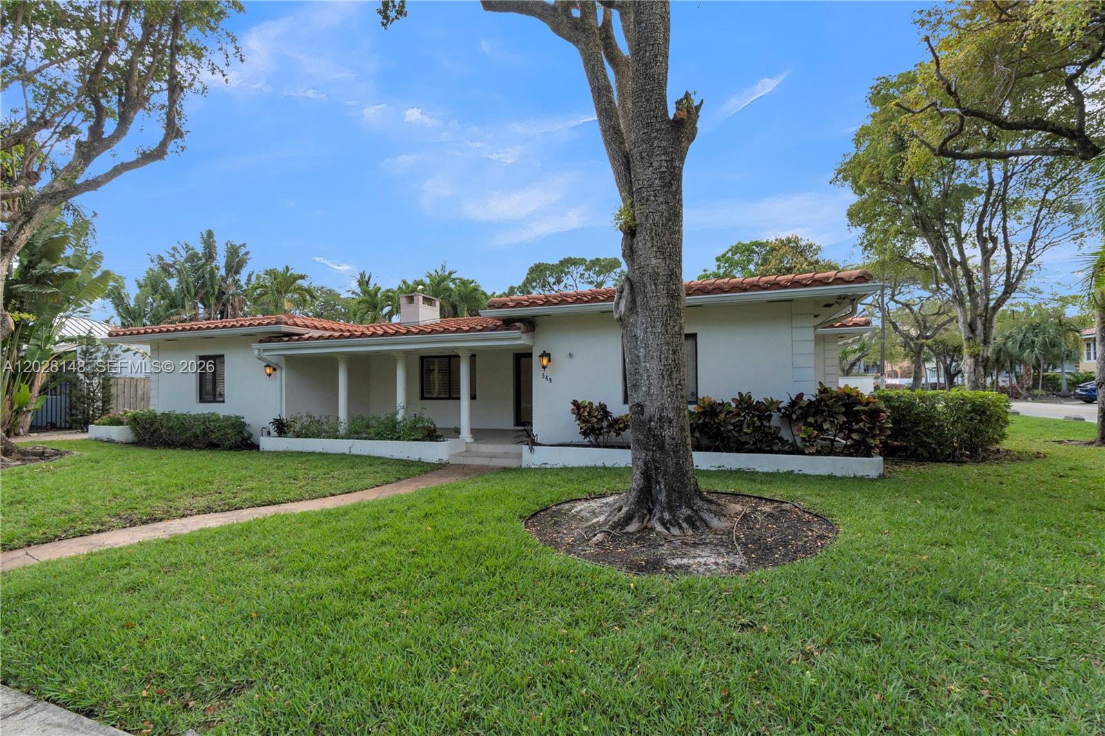 549 NE 12th Ave