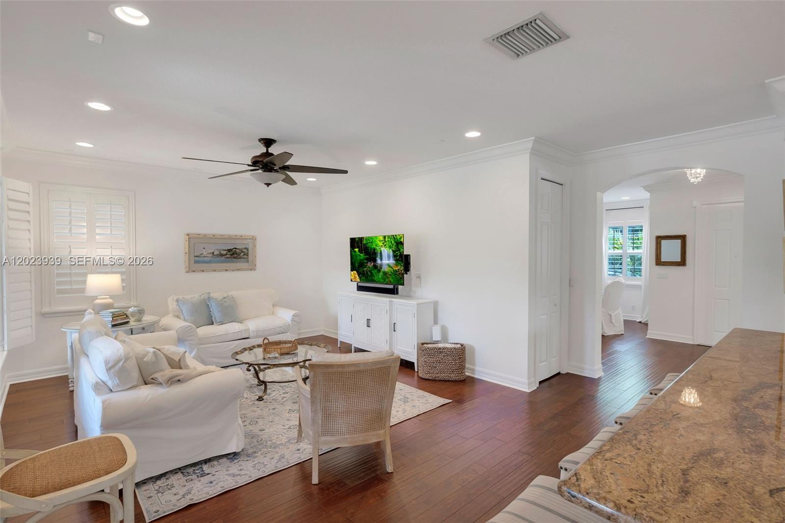 CANTERBURY PLACE - Residential