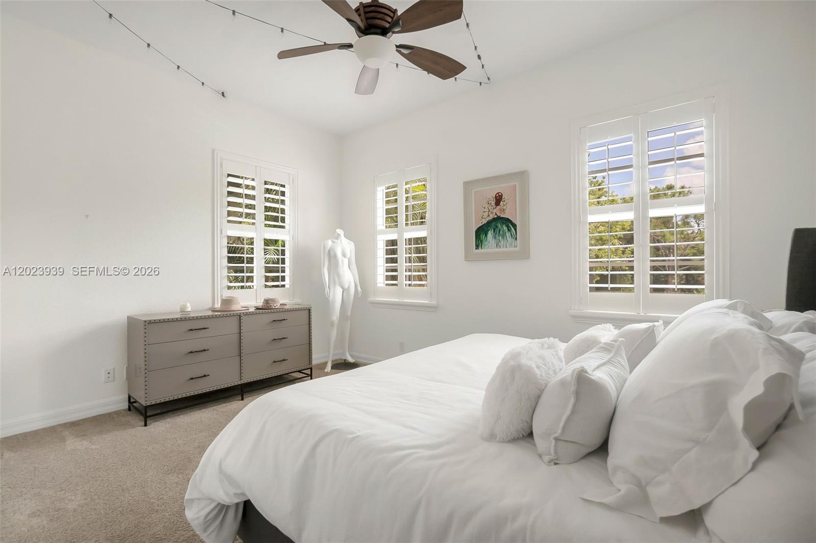 CANTERBURY PLACE - Residential