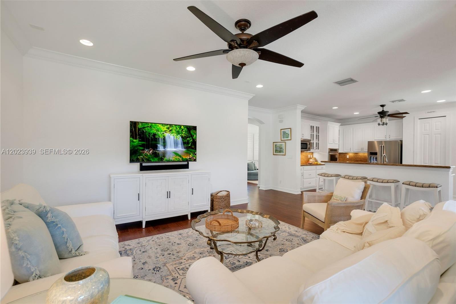 CANTERBURY PLACE - Residential