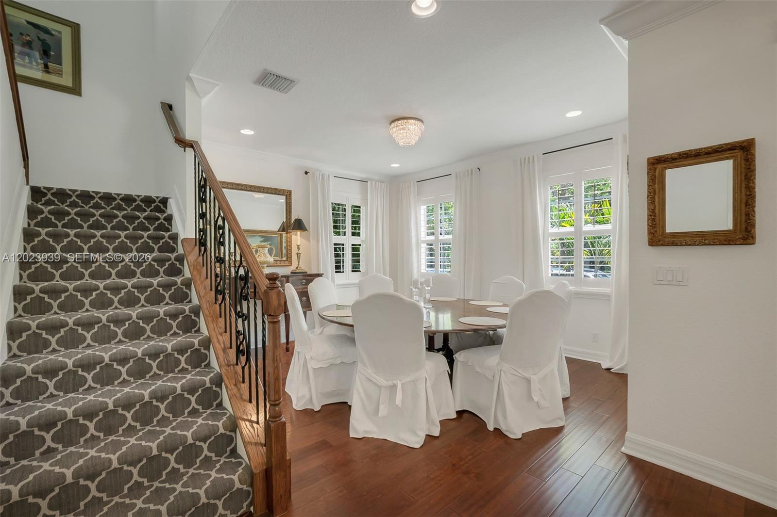 CANTERBURY PLACE - Residential