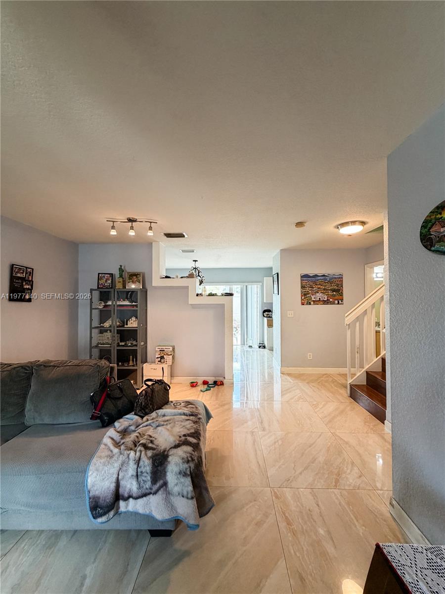 UNIVERSITY PARK - Residential