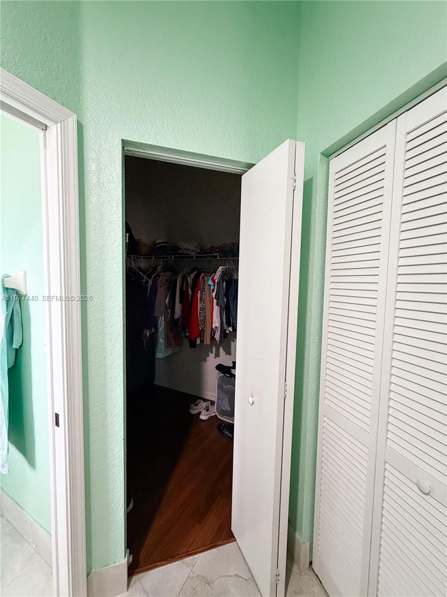 UNIVERSITY PARK - Residential