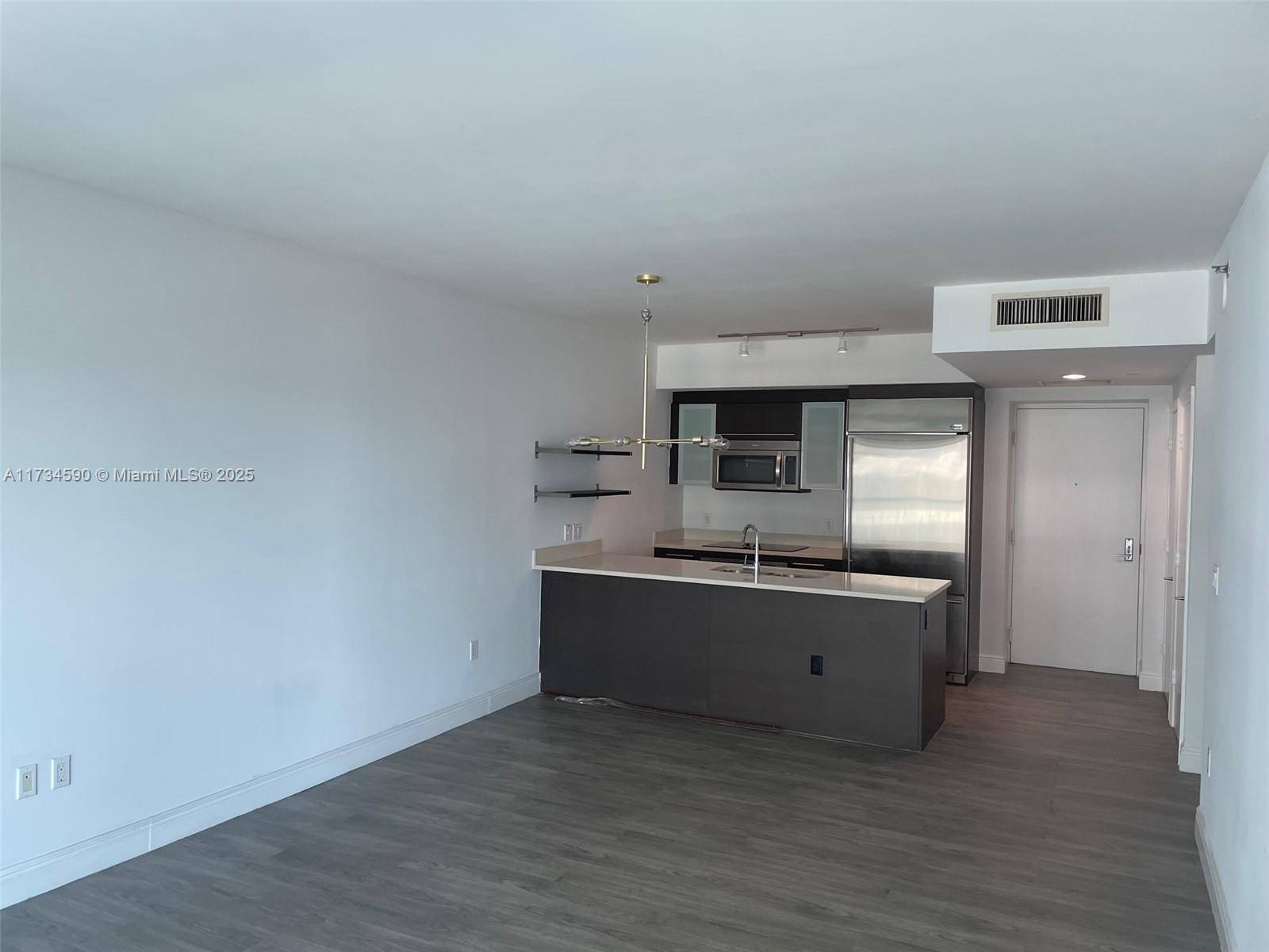 500 BRICKELL EAST CONDO - Residential