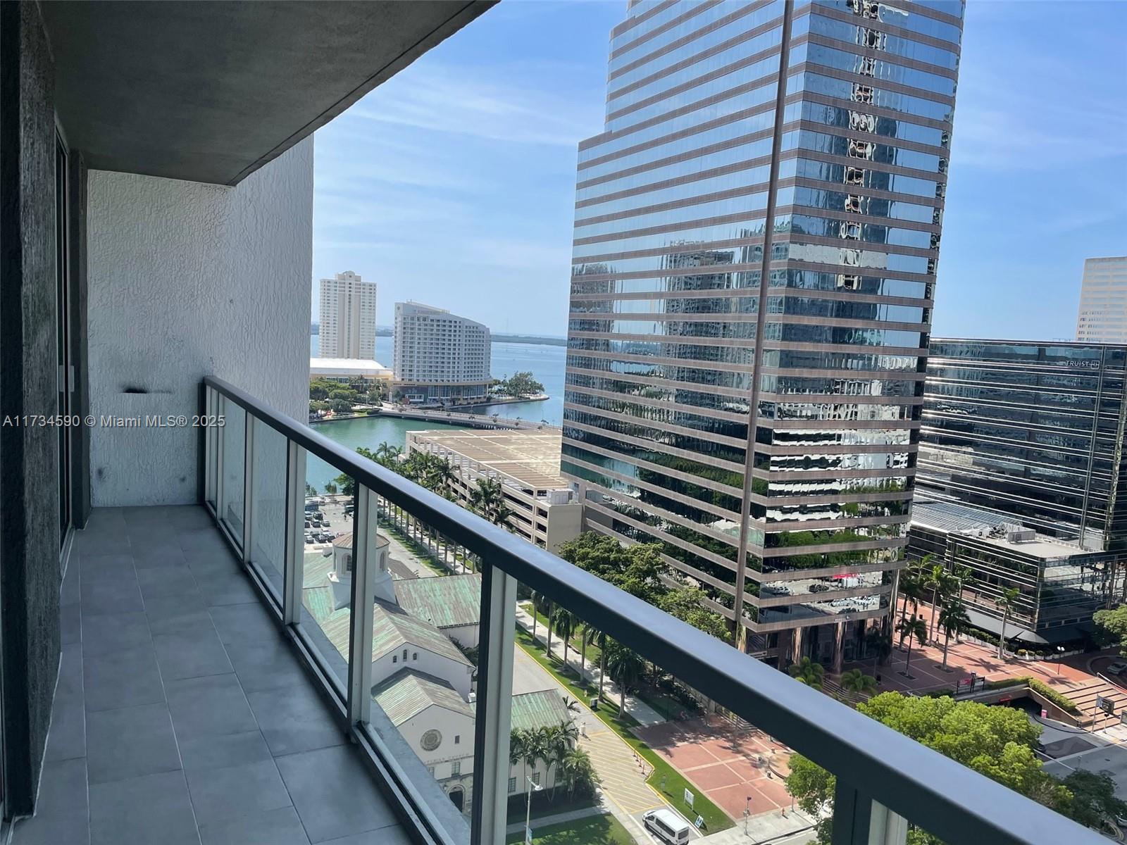 500 BRICKELL EAST CONDO - Residential