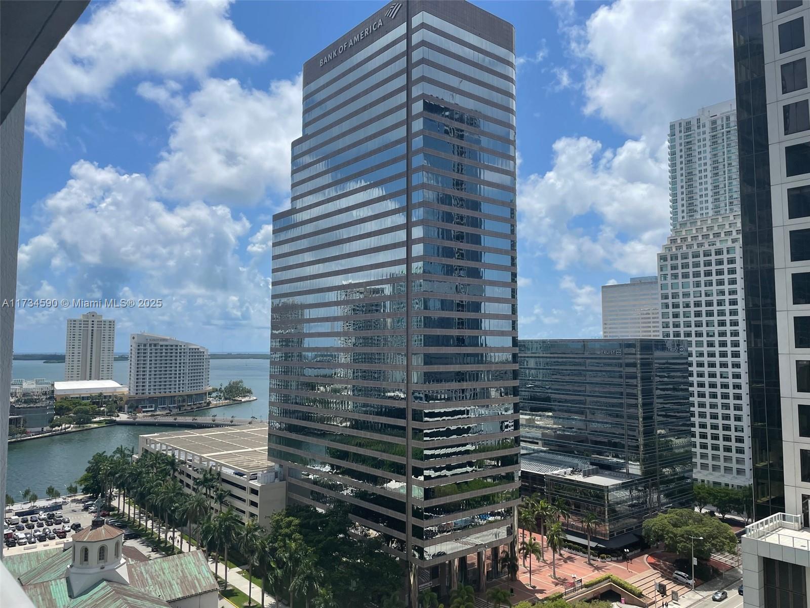 500 BRICKELL EAST CONDO - Residential