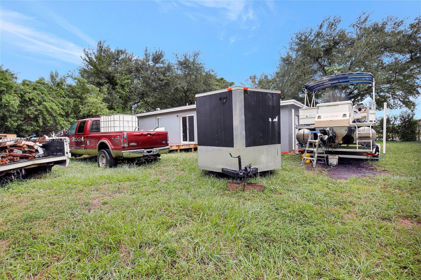 BROWARD GARDENS - Residential