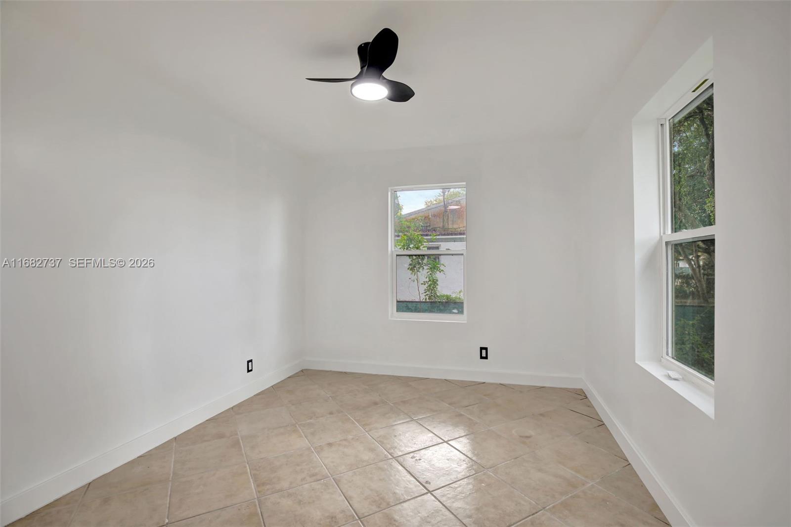 BROWARD GARDENS - Residential