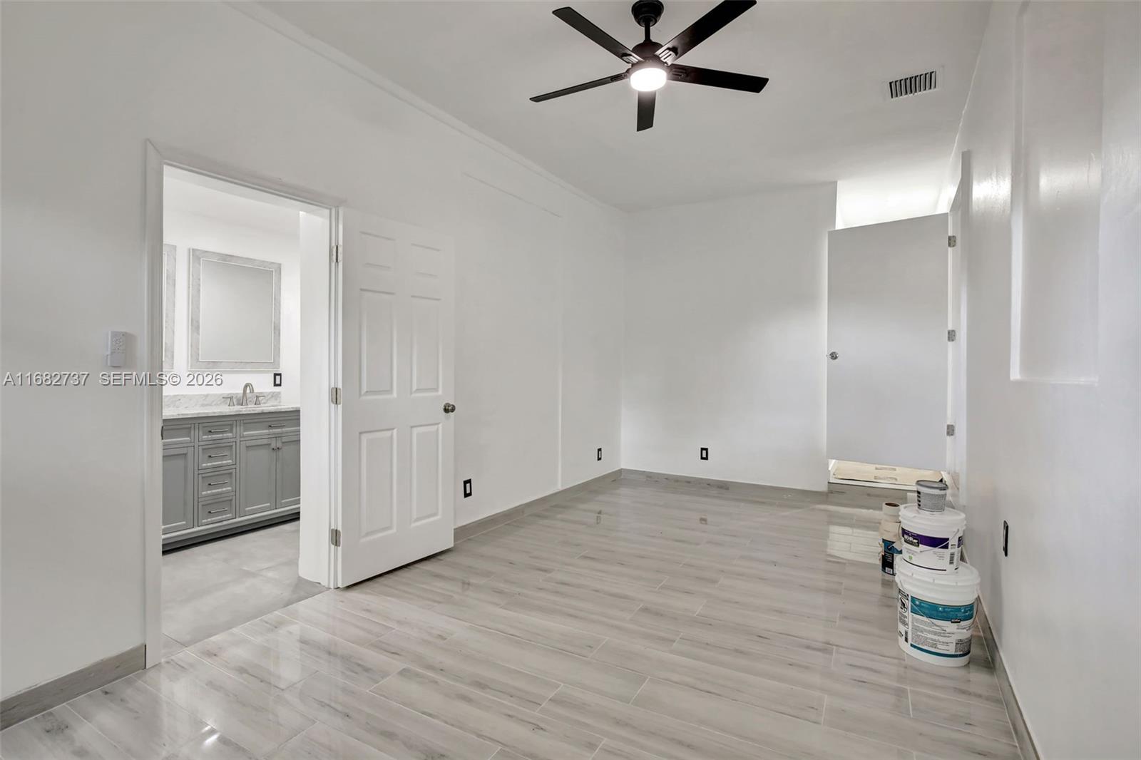 BROWARD GARDENS - Residential