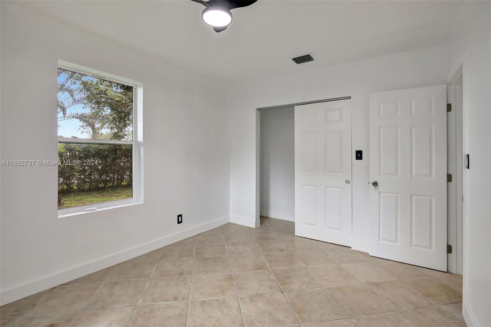 BROWARD GARDENS - Residential