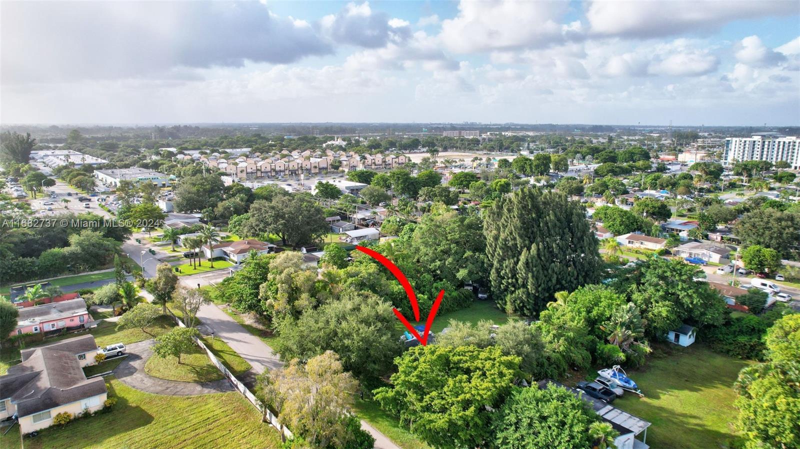 BROWARD GARDENS - Residential