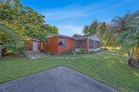 Photo of 1798 SW 4th St, Homestead, FL 33030 (MLS # A11913270)