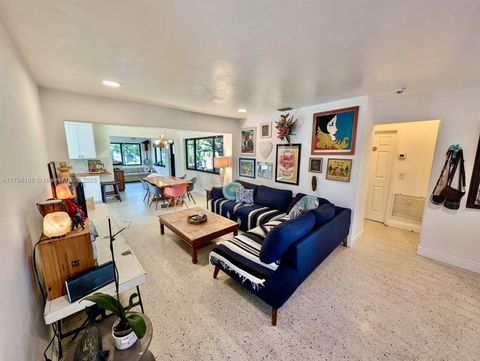 722 SW 10th St Hallandale Beach FL 33009