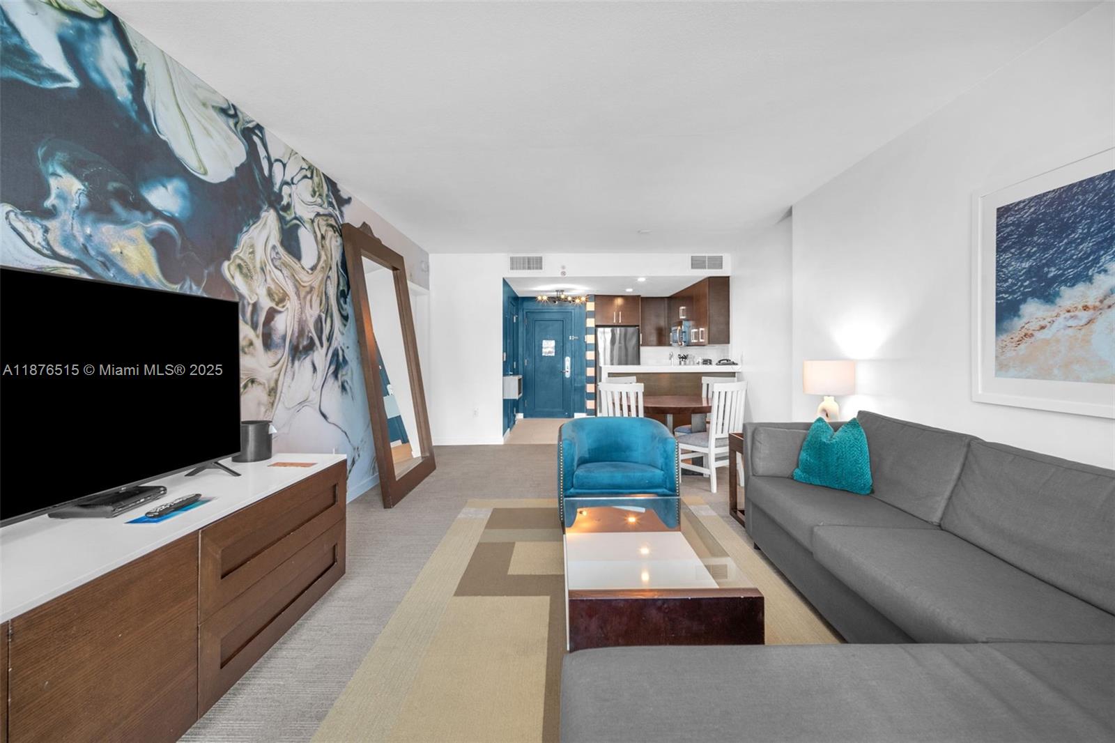 SOLE CONDO - Residential